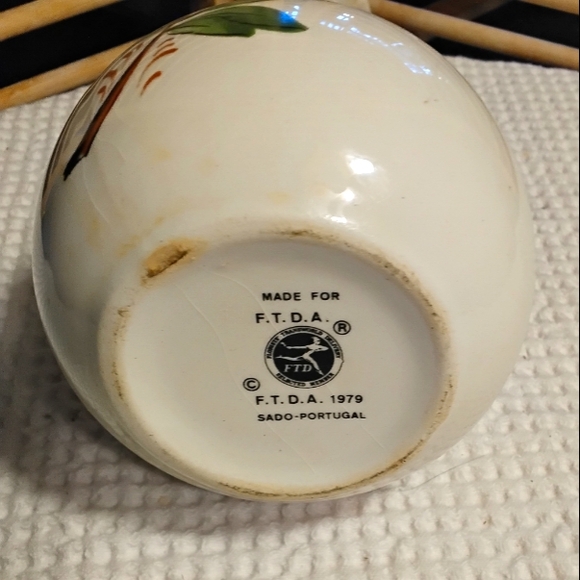 1979 F.T.D.A. Sado-Portugal Yellow Flower Vase - Picture 3 of 7